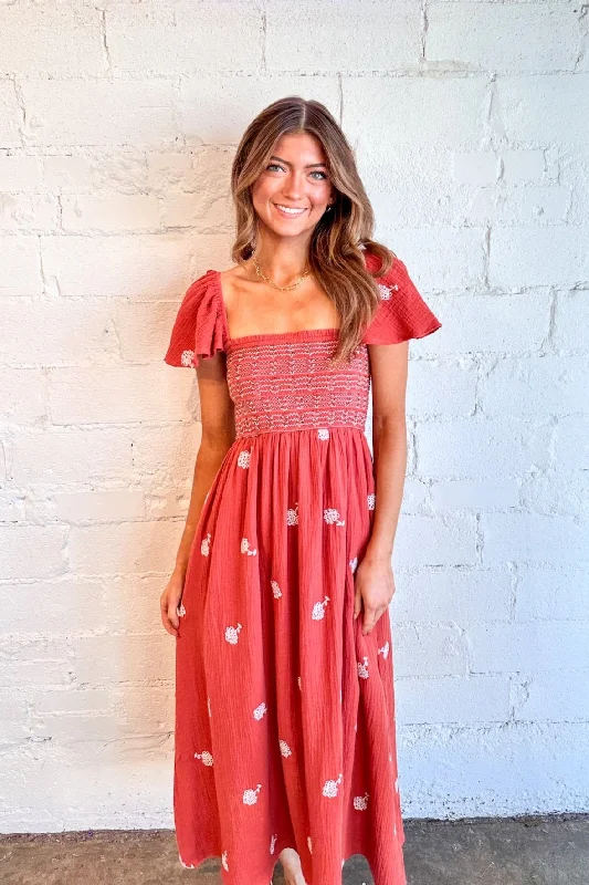 Marigold Maxi Dress Elegant Maxi Dress with Drapes