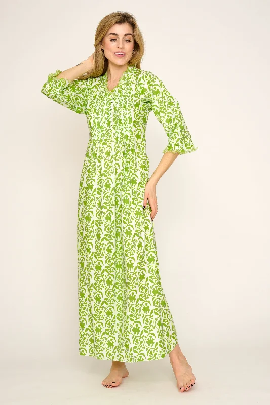Cotton Annabel Maxi Dress in White with Fresh Lime Trellis Trendy Printed Maxi Dress Cotton Annabel Maxi Dress in White with Fresh Lime Trellis Trendy Printed Maxi Dress