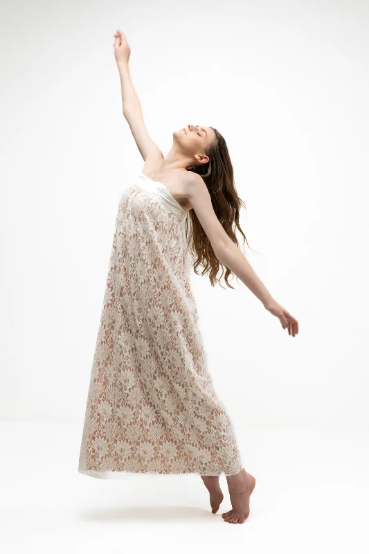 OFF-SHOULDER LACE MAXI DRESS Cozy Spaghetti Strap Maxi Dress