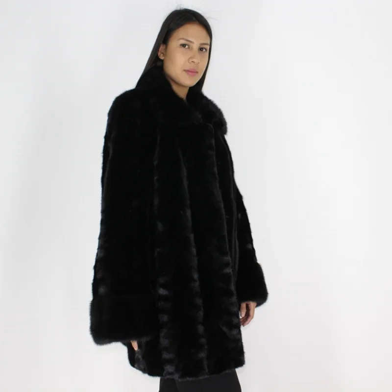 DEKATRIA Black mink pat jacket with mink trimming Zippered Jacket Buttoned Jacket Snapped Jacket DEKATRIA Black mink pat jacket with mink trimming Zippered Jacket Buttoned Jacket Snapped Jacket