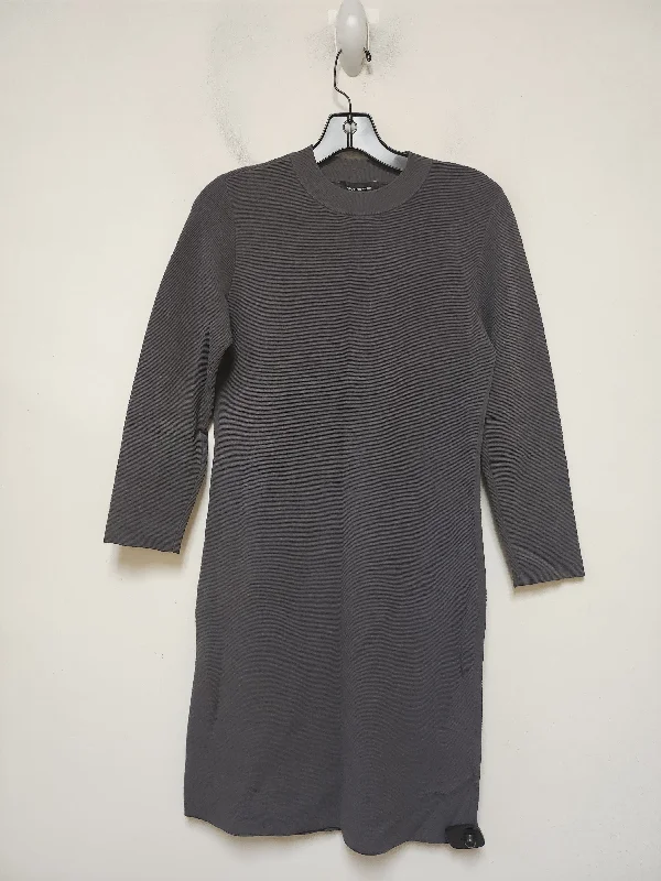 Dress Casual Short By Club Monaco In Grey, Size: Xs
