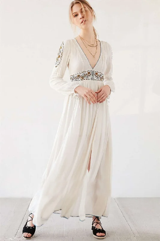 Sexy V-neck Embroidery Elegant Slim Bohemia Dresses