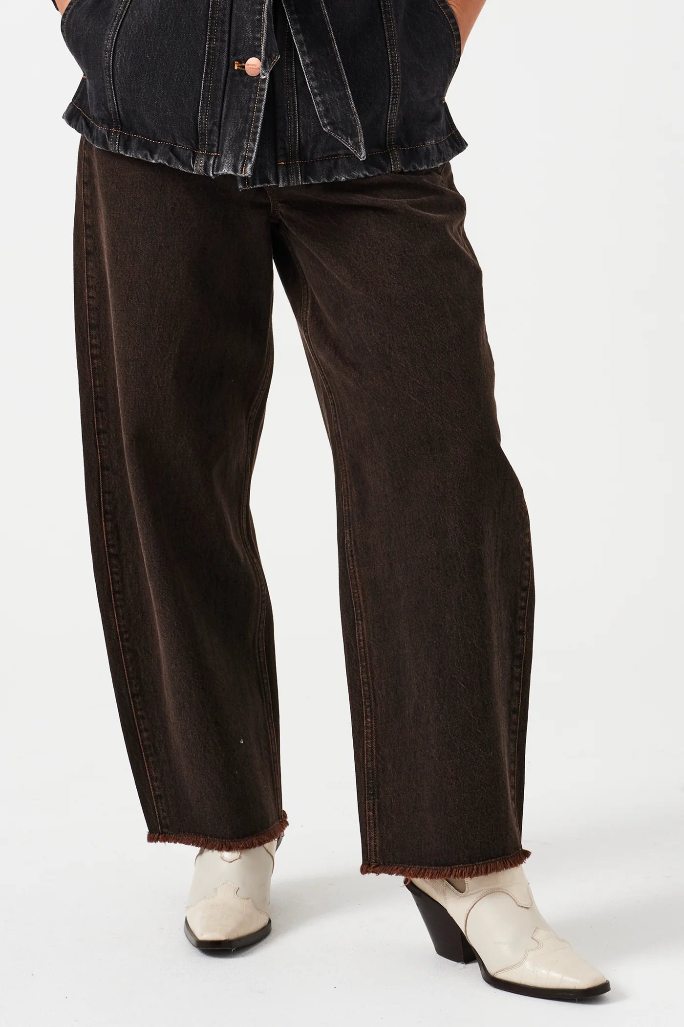 Bo Jean Cacao Fashionable Bootcut Jeans