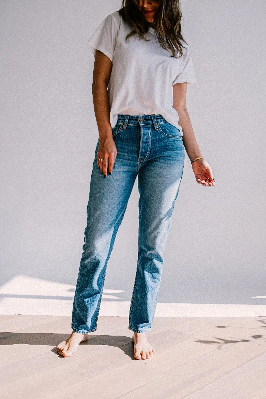 Elise Fit Jean | Salt Wash Mid Rise Slim Fit Trendy Layered Pocket Jeans