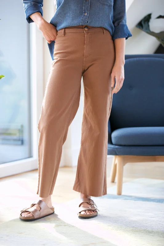 OAT High Rise Wide Leg Jean in Harvest Brown Trendy Bootcut High-Waisted Jeans